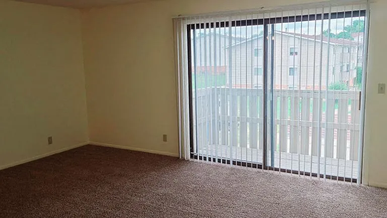 Kimberly Club Apartments — Photo 159