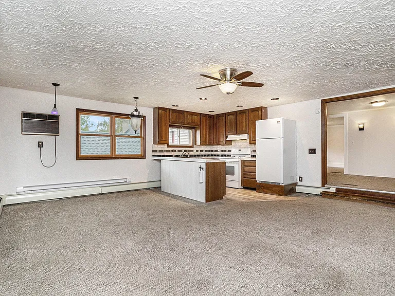 1620 N Edwards 5_04082026