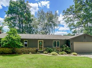 9133 Aetna Rd, Churubusco, IN 46723