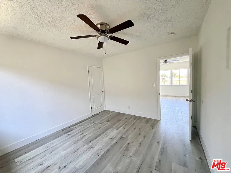 254 E Lanzit Ave #5 — Photo 8