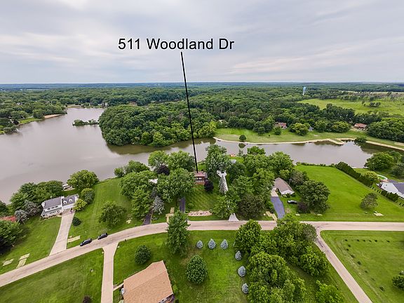 5th image of 511 N Woodland Dr