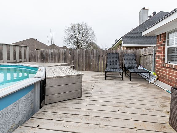 5th image of 6013 Whitney Dr