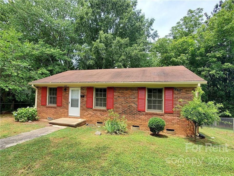 1st image of 1122 Rolling Ln