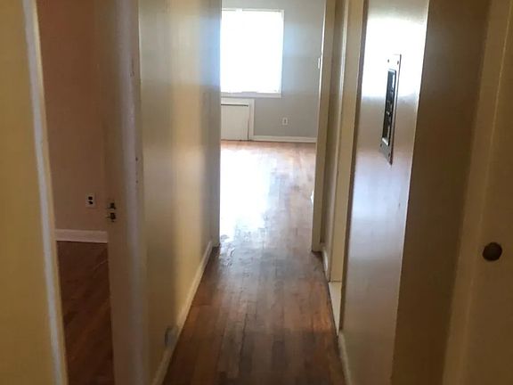 5th image of 121-123 Isabella Ave