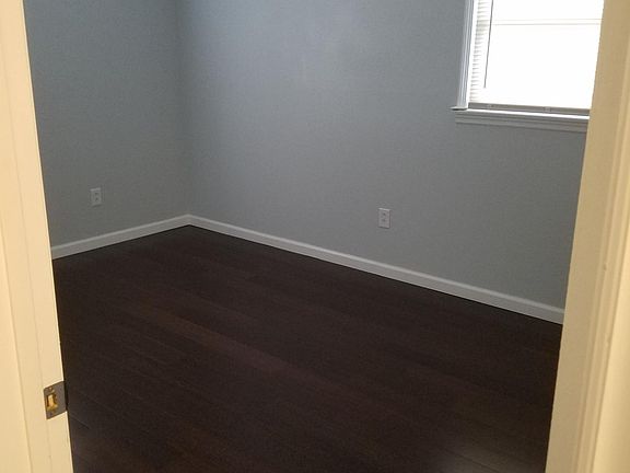 5th image of 420 Independence Dr