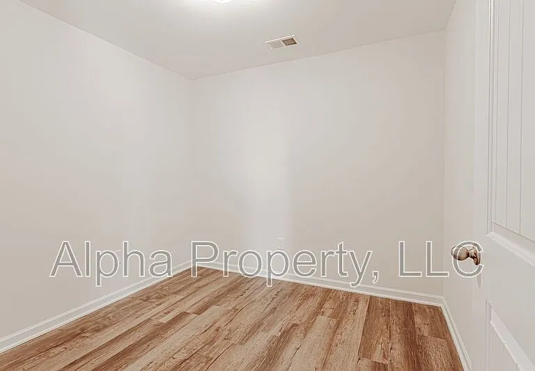 328 Trail Branch Ct — Photo 13