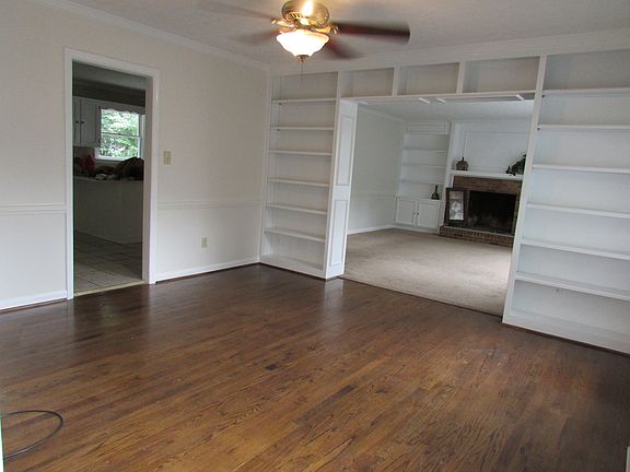 3rd image of 3018 Courtland Dr