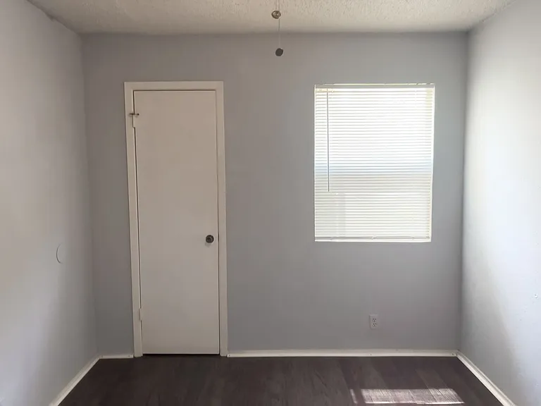 901 Taulbee Ln #D — Photo 12