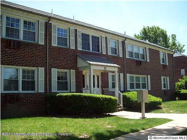 2nd image of 52D Stonehurst Blvd