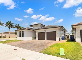 14677 SW 23rd Ter, Miami, FL 33175