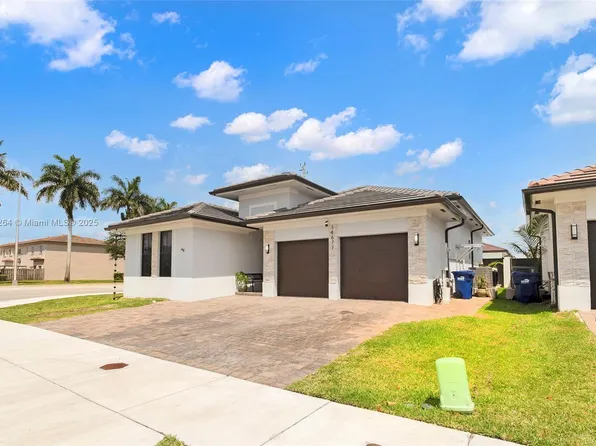 14677 SW 23rd Ter, Miami, FL 33175