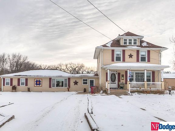 2nd image of 705 Prospect Ave