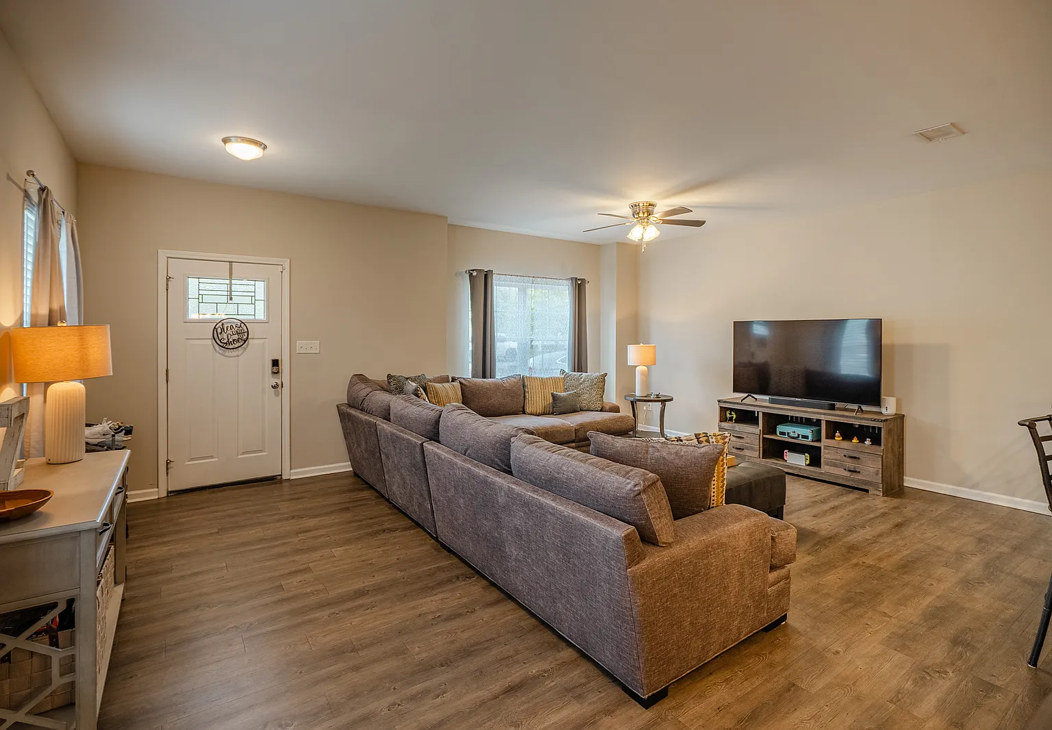 115 Governors Boulevard - 1 — Photo 3