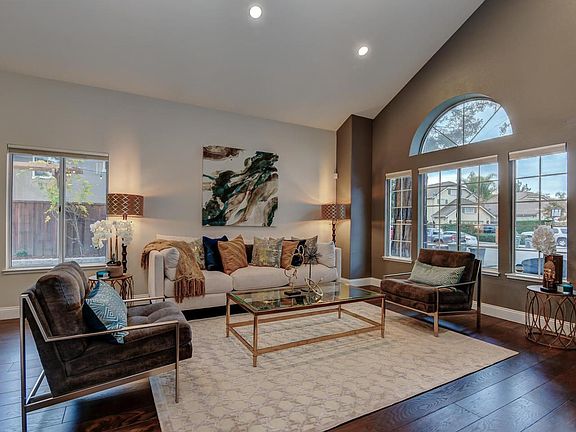 3rd image of 17072 Heatherwood Way