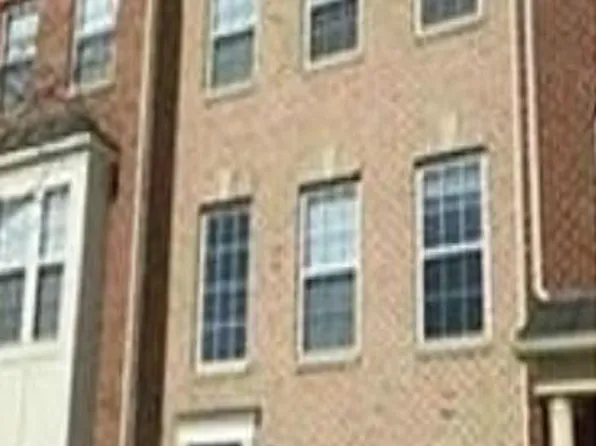 1303 Wilcox Ave, Fredericksburg, VA 22401