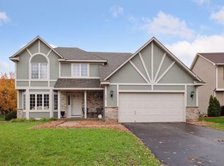 759 Riesgraf Rd, Carver, MN 55315