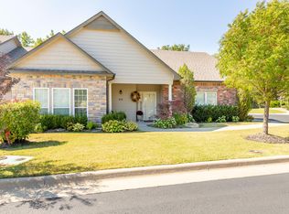4604 S Hawthorn Ave, Broken Arrow, OK 74011