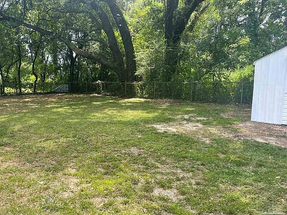 3rd image of 515 Bayliss Ct