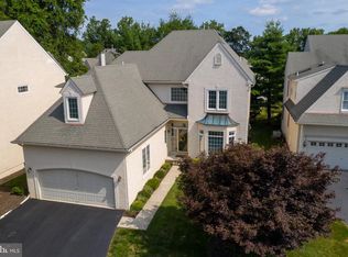 17 Ridgeview Rd, Newtown Square, PA 19073