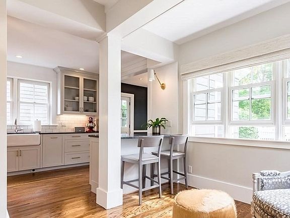 2nd image of 16 Pickett St