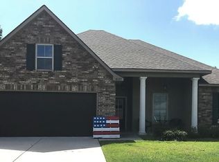 6159 Mallard Crossing Dr, Zachary, LA 70791