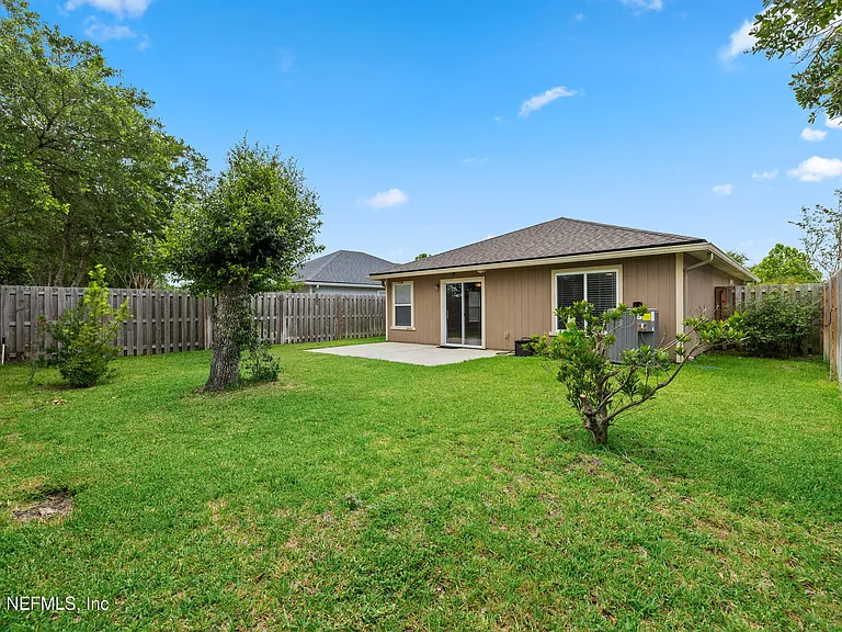 136 Brookfall Dr — Photo 24