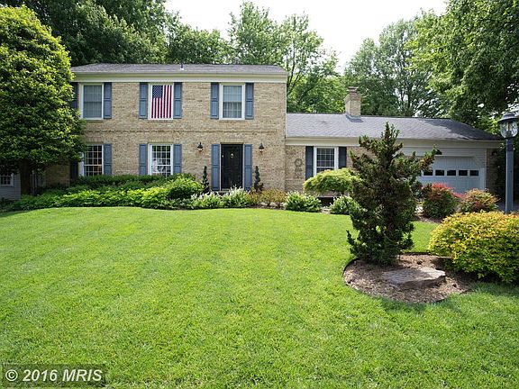 2nd image of 10807 Stanhope Pl