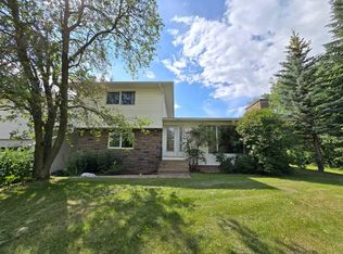 5510 E 50th St, Berwyn, AB T0H0E0