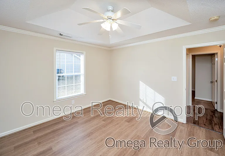 18488 Thoroughbred Dr — Photo 17