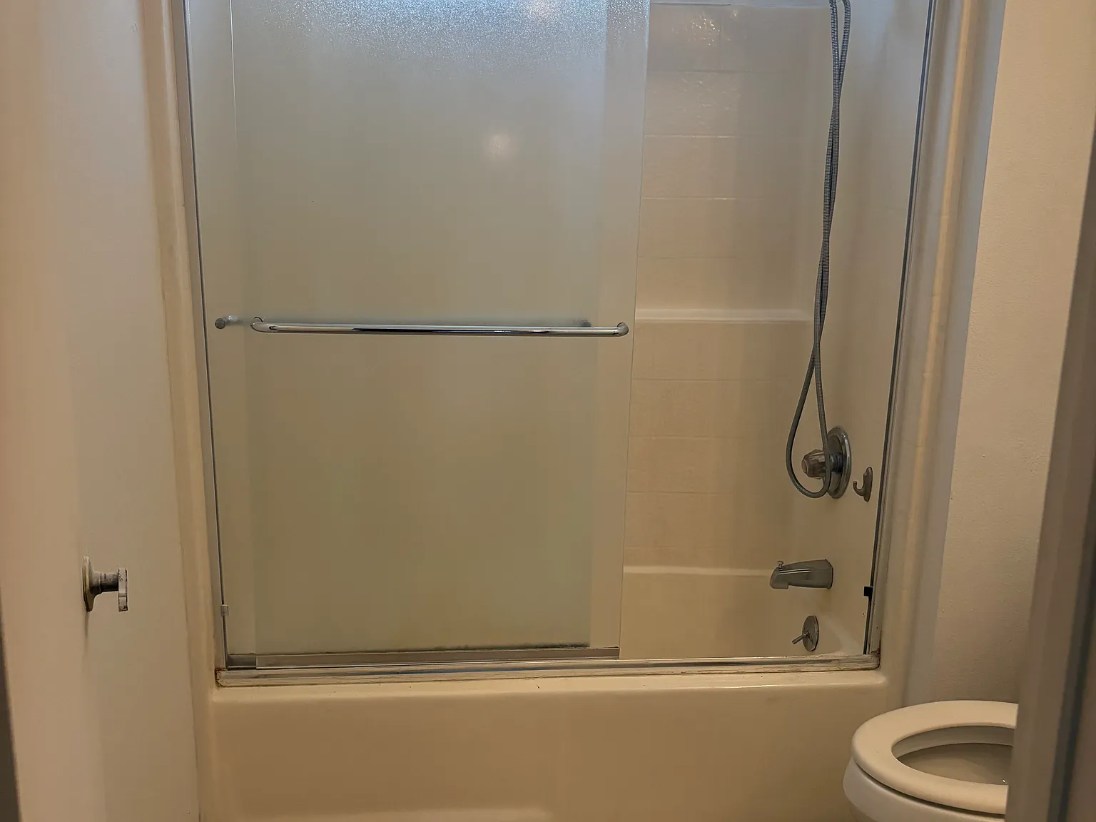 3 bed, 1400 sqft, $3,600 — Photo 1