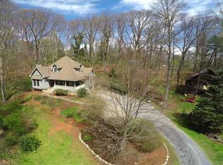 212 Old Us 19 23 Hwy, Candler, NC 28715