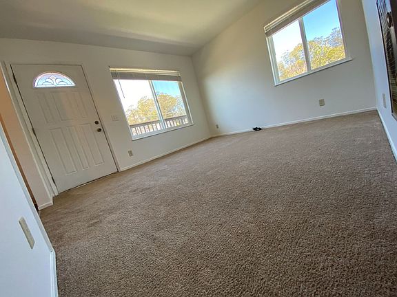 5th image of 518 Avenue Alhambra Unit 7
