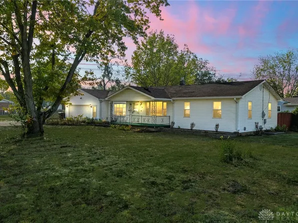 5575 Fairview Dr, Franklin, OH 45005