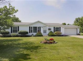 36750 Paw Paw Rd, Paw Paw, MI 49079