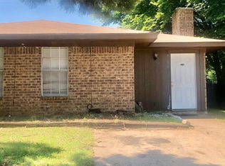 1716 Patricia St, Arlington, TX 76012