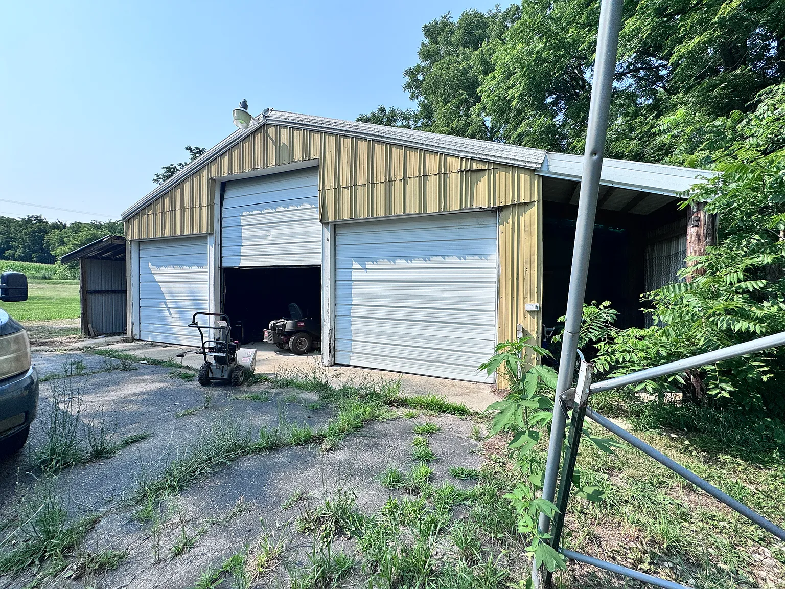 5 bed, 3072 sqft, $2,650 — Photo 3