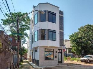 1210 Pennock St, Philadelphia, PA 19121