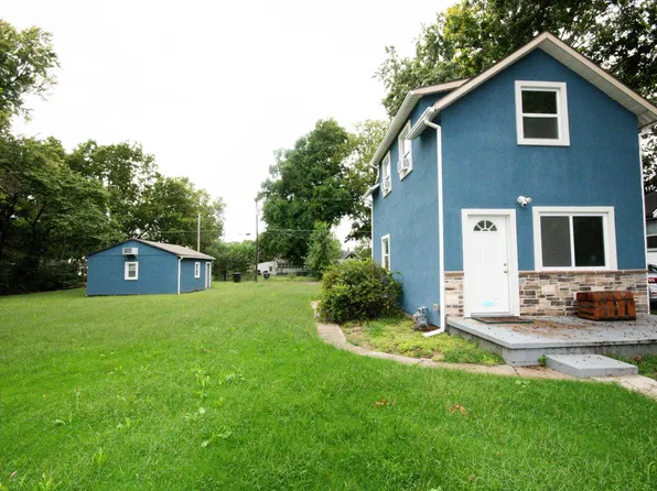 233 NE Grattan St, Topeka, KS 66616
