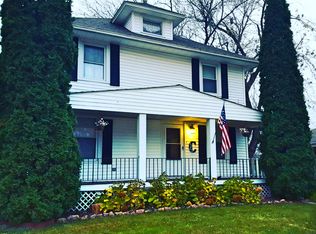 1025 E 12th St, Fremont, NE 68025