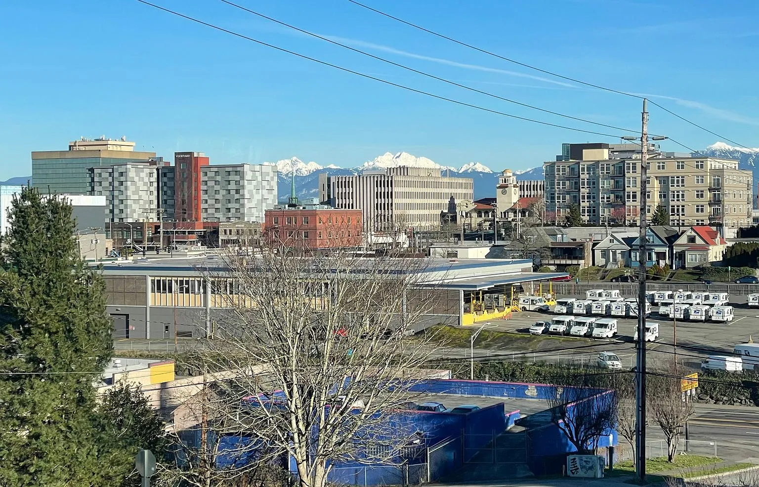 3202 Grand- 5 Unit — Photo 3