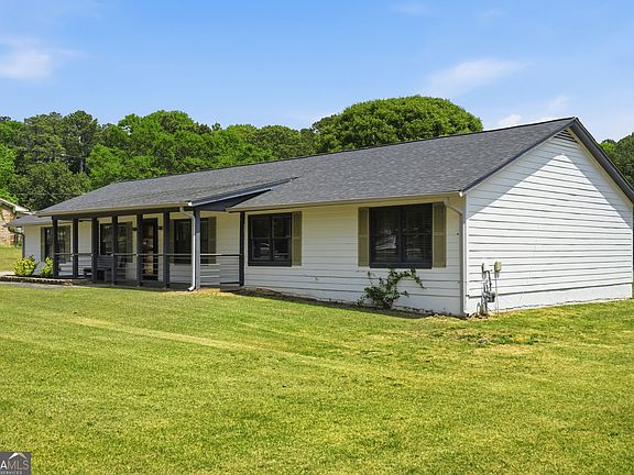 3rd image of 185 Deer Run Rd