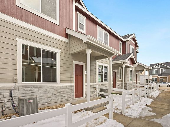 3rd image of 308 Oriole Way
