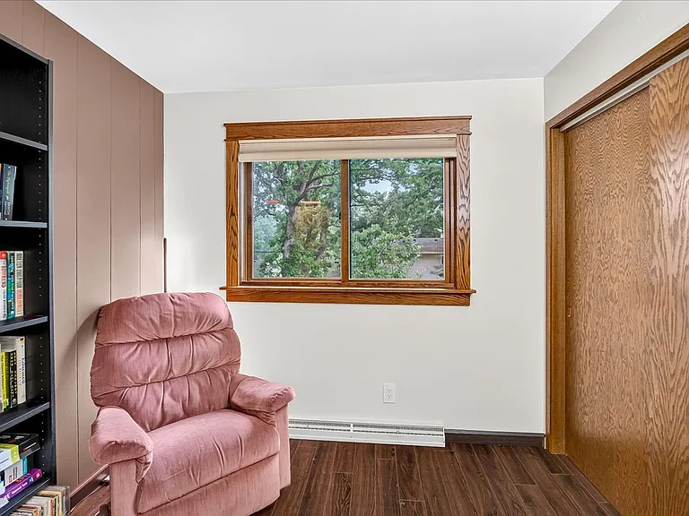 18 Cathy Ct — Photo 30