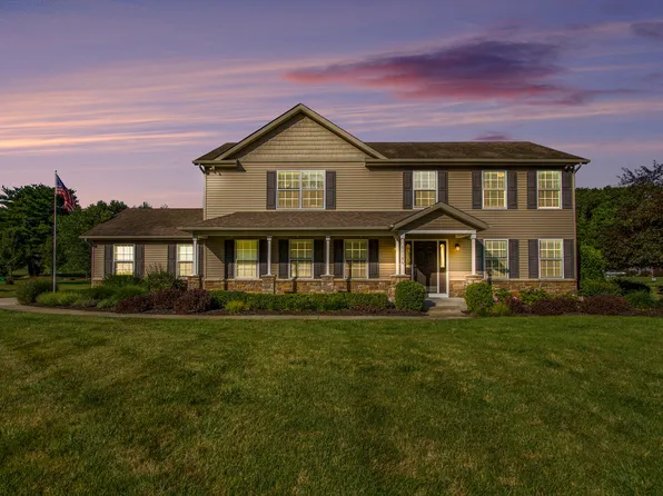 71186 Kestrel Hills Dr, Niles, MI 49120