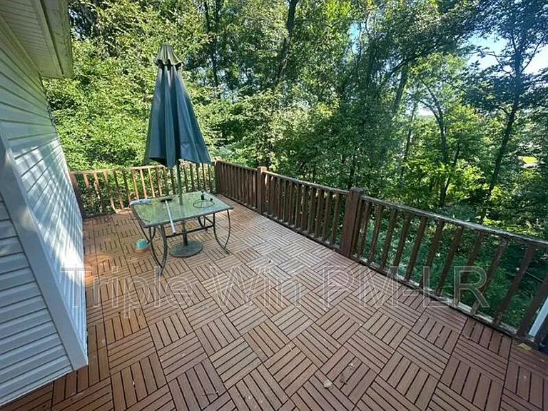 5900 Foxboro Dr — Photo 28