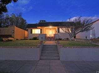 2075 Chilton Dr, Glendale, CA 91201