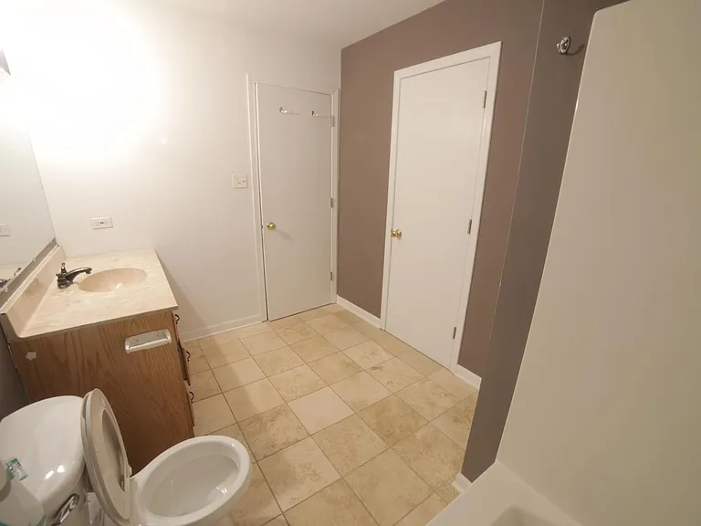 1576 Girard Ave — Photo 14