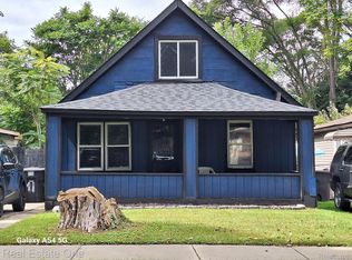 15341 Dolphin St, Detroit, MI 48223
