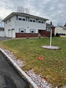 7 Holly Glen Ln, Parsippany, NJ, 07054