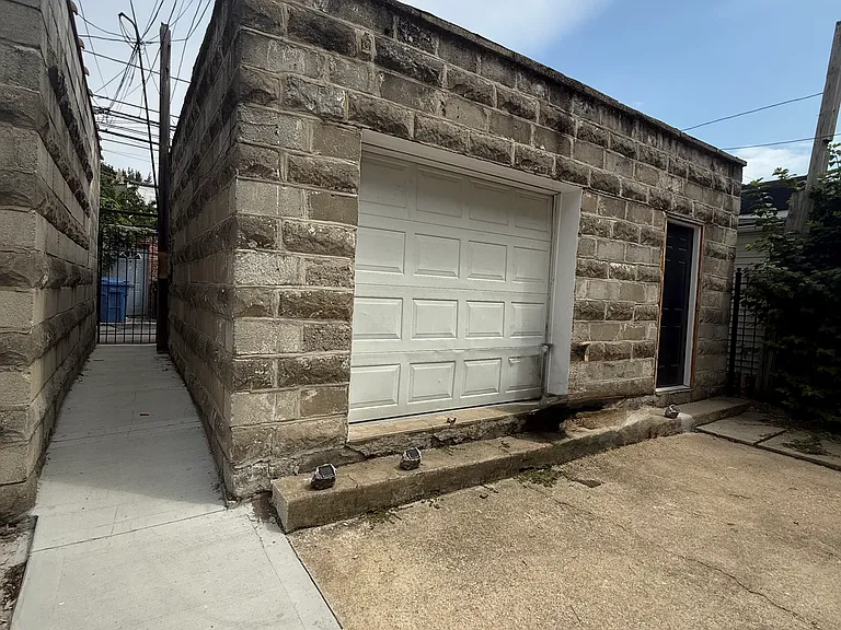 3052 W Lyndale St #2 — Photo 16